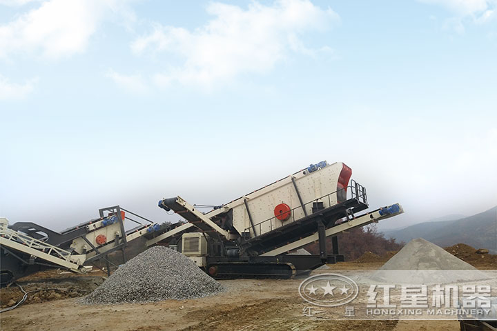 車載流動石子、粉碎機生產(chǎn)現(xiàn)場